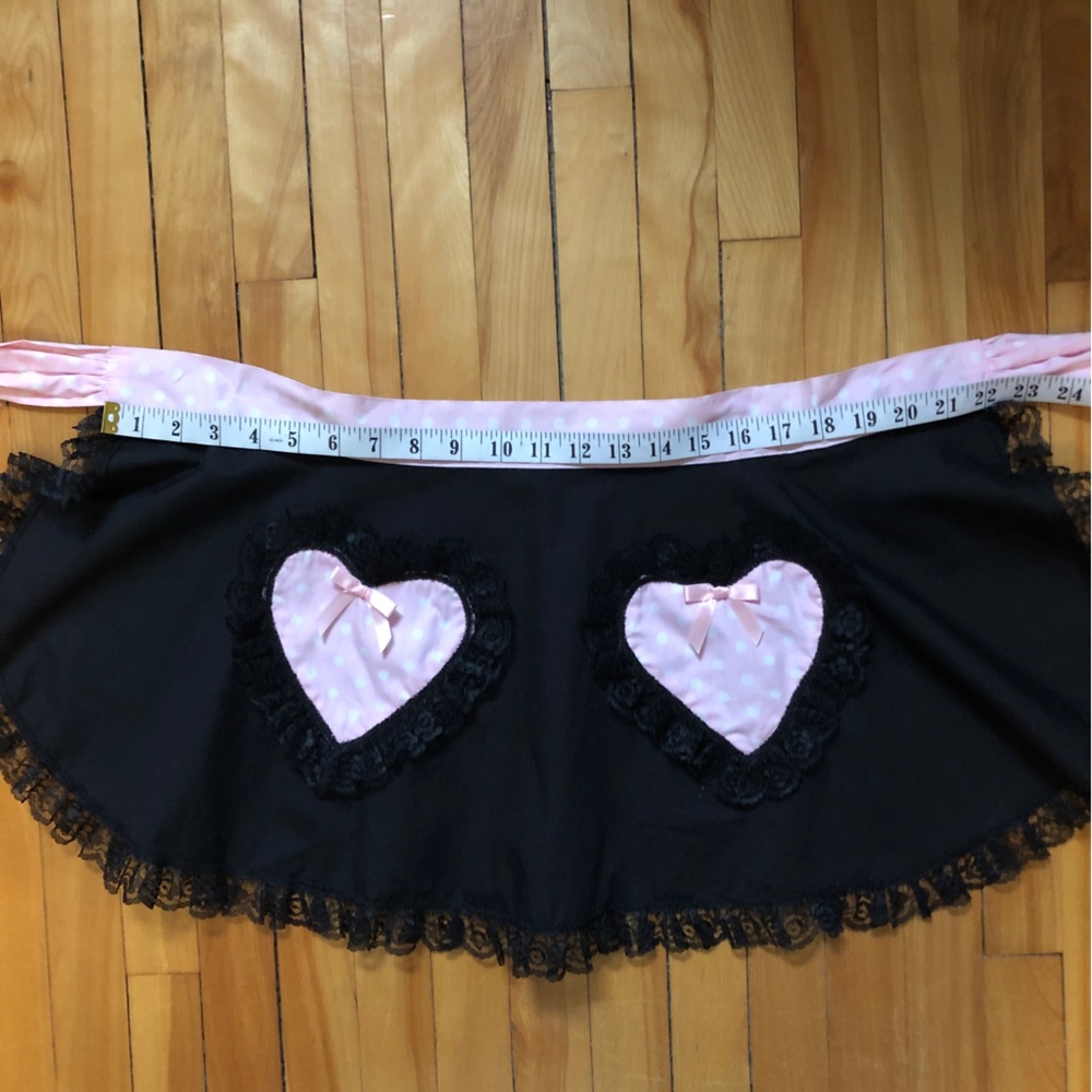 Rare! NWT Lucky 13 Retro Pinup Ruffle Lace Heart Apron Coquette DollsKill - Picture 9 of 10